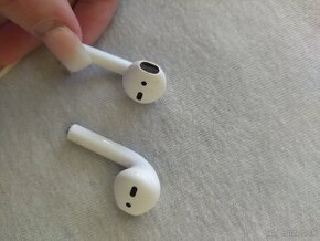 Apple Airpods 2019 - 4