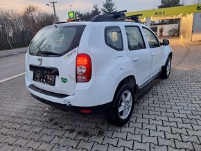 DACIA DUSTER 1,6 BENZÍN 4X4 ROK 2011 - 4