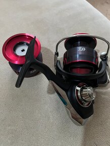 Daiwa Fuego LT 6000D - 4