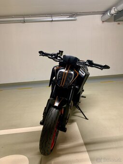 KTM Duke 890R - 4