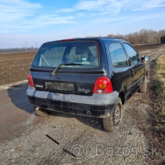 Predám Renault Twingo 1.2 Helios 55Kw polokabrio - 4