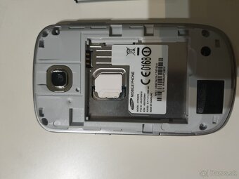 samsung Galaxy GT-S5570 - 4