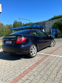 Mercedes Benz C200  SportCoupe - 4