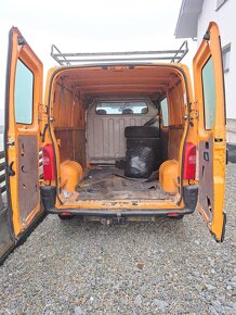 Predám Renault master 2.8 diesel tv. 2000 - 4