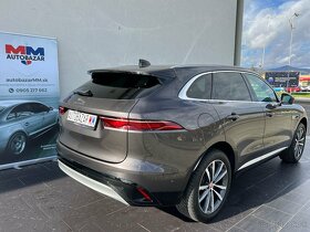 Jaguar F-Pace 2.0D I4 R-Dynamic SE MHEV AWD - 4