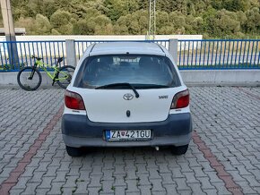 Toyota Yaris 1.0 vvti - 4