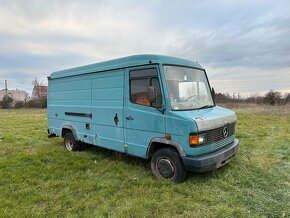 Mercedes Vario - 4