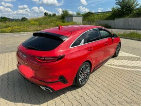 KIA Proceed GT - 4