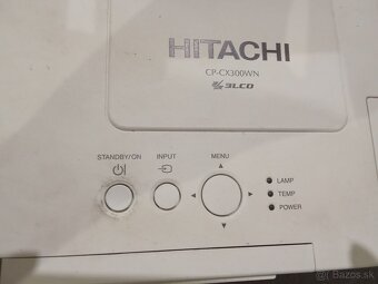 Projektor Hitachi - 4