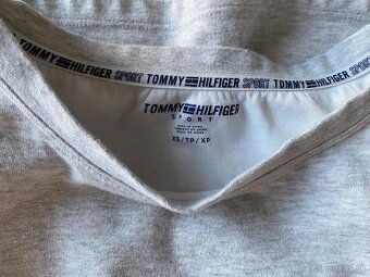 Tommy Hilfiger športové šaty veľ. XS - 4