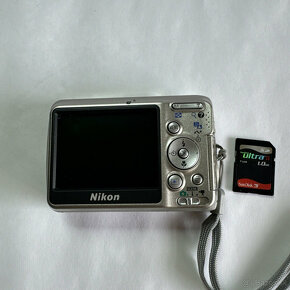 Nikon coolpix L6 - 4