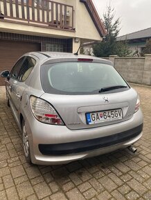 Peugeot 207 1,6 hdi - 4