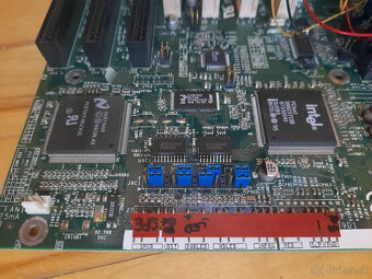 Retro doska Intel PD440FX s CPU Intel P2 a RAM 128 MB - 4