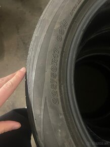 225/50 R17 - 4