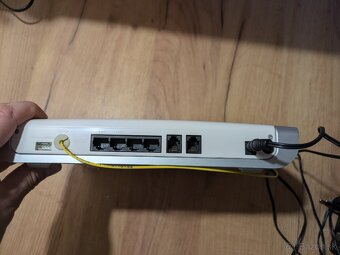 Rooter Huawei EchoLife HG850 GPON - 4