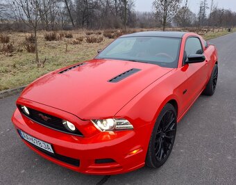 Ford Mustang GT 5.0 V8 - 4