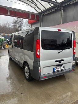 Renault Trafic 2.0 dci 84kw Passenger - 4