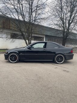 Bmw e46 330i coupe - 4