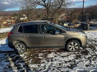 Peugeot 2008 1.2 PureTech - 4