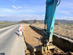 Kobelco SK210LC 21ton - 4