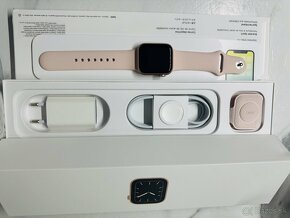 Predám Apple Watch Series 5 40mm Gold, Pink Sand Sport Band - 4