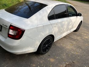 Skoda Rapid 1.6TDi 2018 Drive - 4