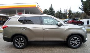 SsangYong Rexton 2.2L 4x4 7-miestne 1.Majiteľ - 4