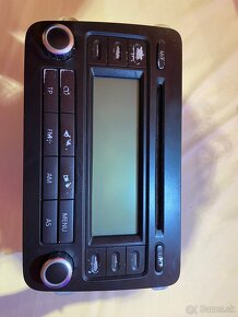 autoradio VW golf 5 - 4