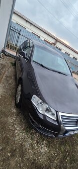 Volkswagen passat B6 2.0TDI Sportline - 4