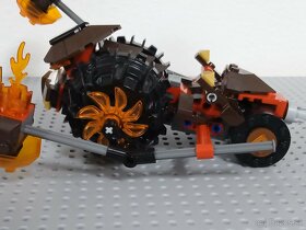 70313 LEGO Nexo Knights Moltor's Lava Smasher - 4