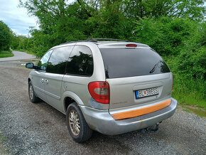 Chrysler Voyager 2005 Automat 2.8d - 4