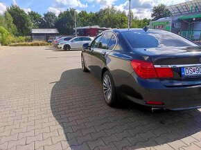 BMW 740D F01 - 4