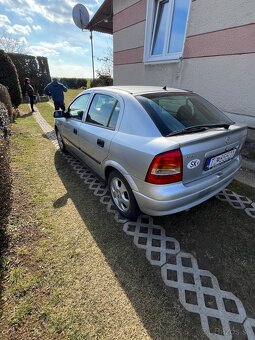 Opel astra - 4