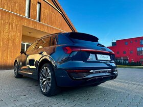 Audi Q8 e-tron 55 S line quattro - 4