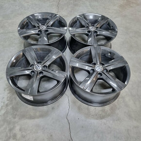 Originál Volkswagen Passat disky 5x112 R17 ET47 - 4