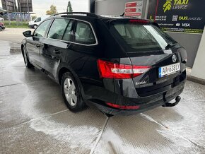 Škoda SUPERB - 4