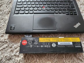 Lenovo X240 i5/4/ssd120 - (rozbitý display) - 4