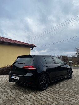 Volkswagen Golf 7 GTI Performance 2.0 TSI - 4