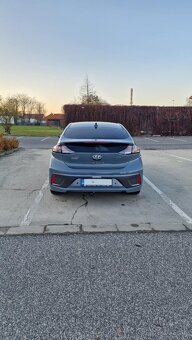 Ioniq 1.6 PHEV - 4