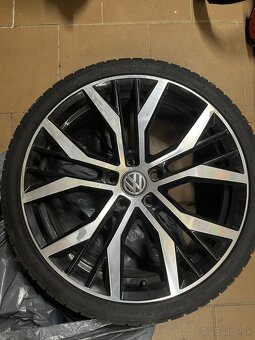 Alu disky VW GTI Santiago 5x112 R19 - 4