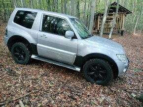 Mitsubishi Pajero 3.2 DiD 147KW AT/5  4x4 Uzávierka - 4