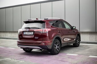 Toyota RAV4 2.5 Hybrid Active AWD e-four - 4