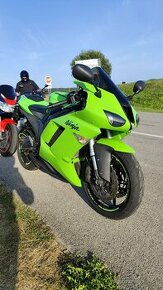 Kawasaki ZX6-R - 4