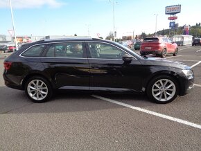 Škoda Superb Combi 2.0 TDI Style DSG - 4