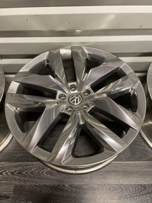 Alu VW 5x112 20” 3QG601025D - 4