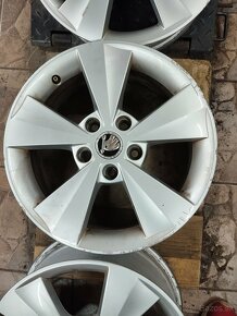 5x112 R16 Originál Škoda Octavia 3 - 4