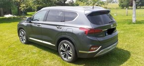 Hyundai Santa Fe - 4