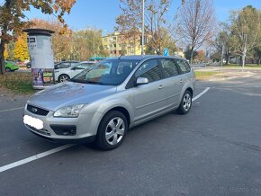 Predám Ford Focus Combi 1.6 16v r. V. 2007 - 4