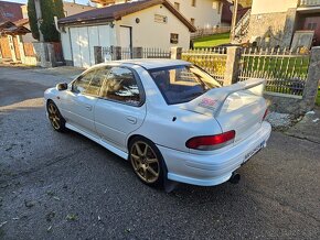 Subaru Impreza GC8 WRX - 4