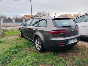 Alfa Romeo 159 Sporwagon - 4